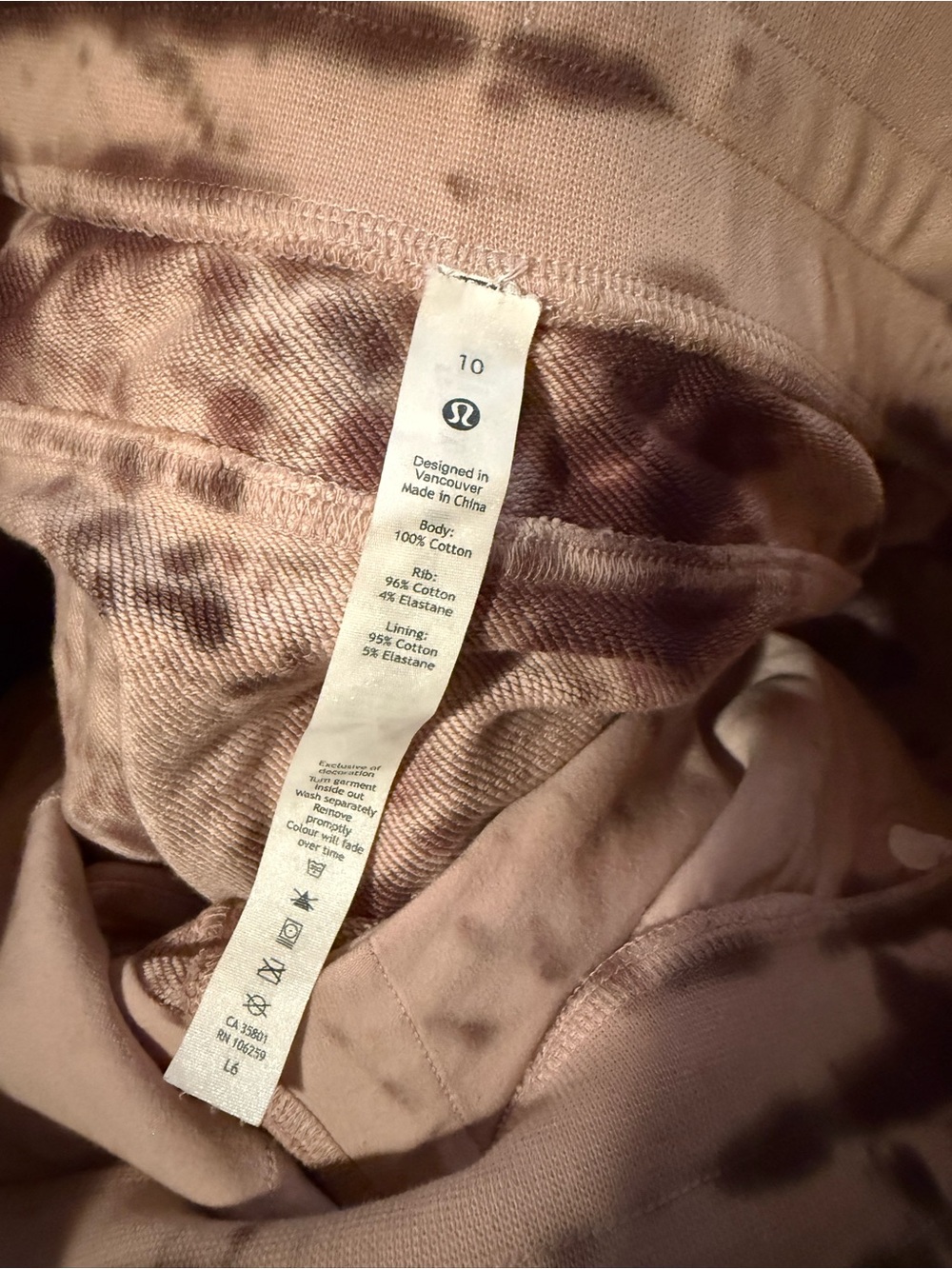 lululemon athletica Women’s Shorts in Dusty Rose - Size 10: in live shows